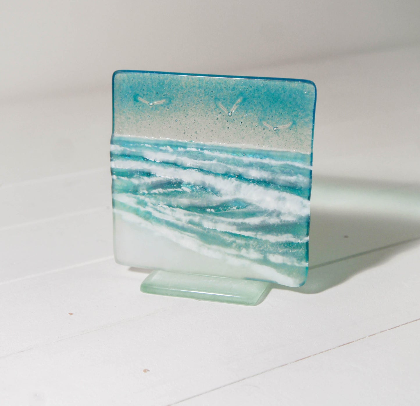 Set of 2 Small Wave Stands 12cm(5"), Fused Glass Wave Art, Coastal Birds Glass Art, Glass Ornament, Ocean Suncatcher Art Model 1