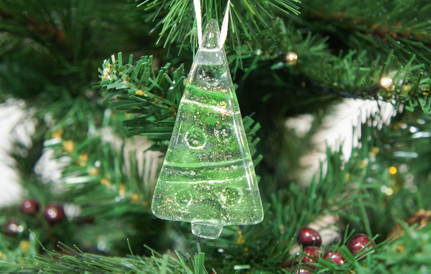 fused glass christmas decorations, glass christmas trees, glass christmas hanging decorations, glass christmas ornaments