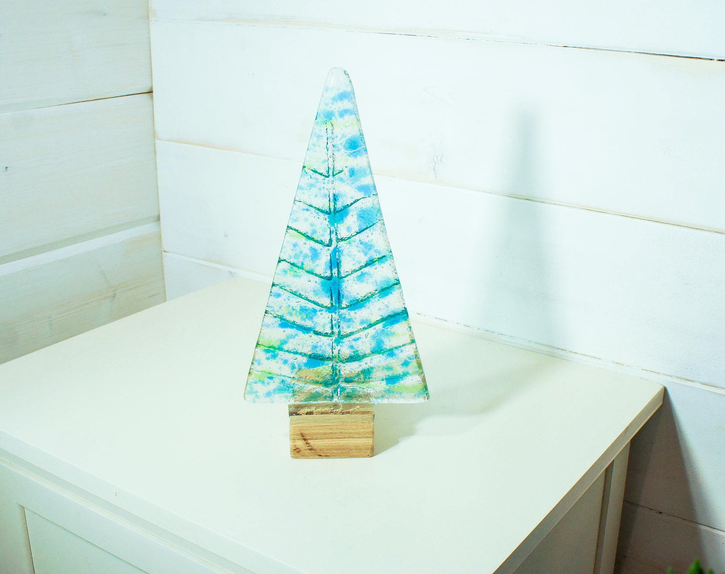 fused glass xmas
glass christmas tree
Xmas decoration
fused glass xmas
glass christmas tree
Xmas decoration
freestanding tree
fused glass tree
blue teal glass tree
blue green teal
christmas eve box
holiday decor
sea glass christmas