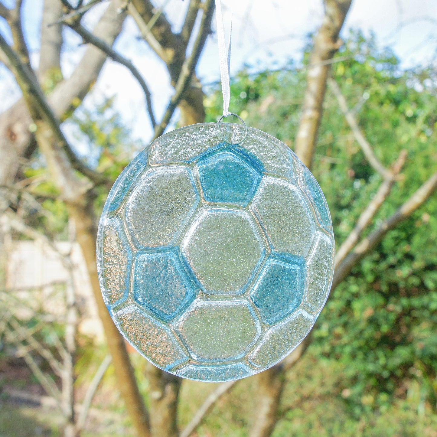 blue circle suncatcher football fused glass
boyfriend gift
brother gift
Glass Suncatcher
grandad gift
daddy gift
Football Glass
small gifts for him
soccer sun catcher
garden art red
red football present
red football gifts
sea glass art