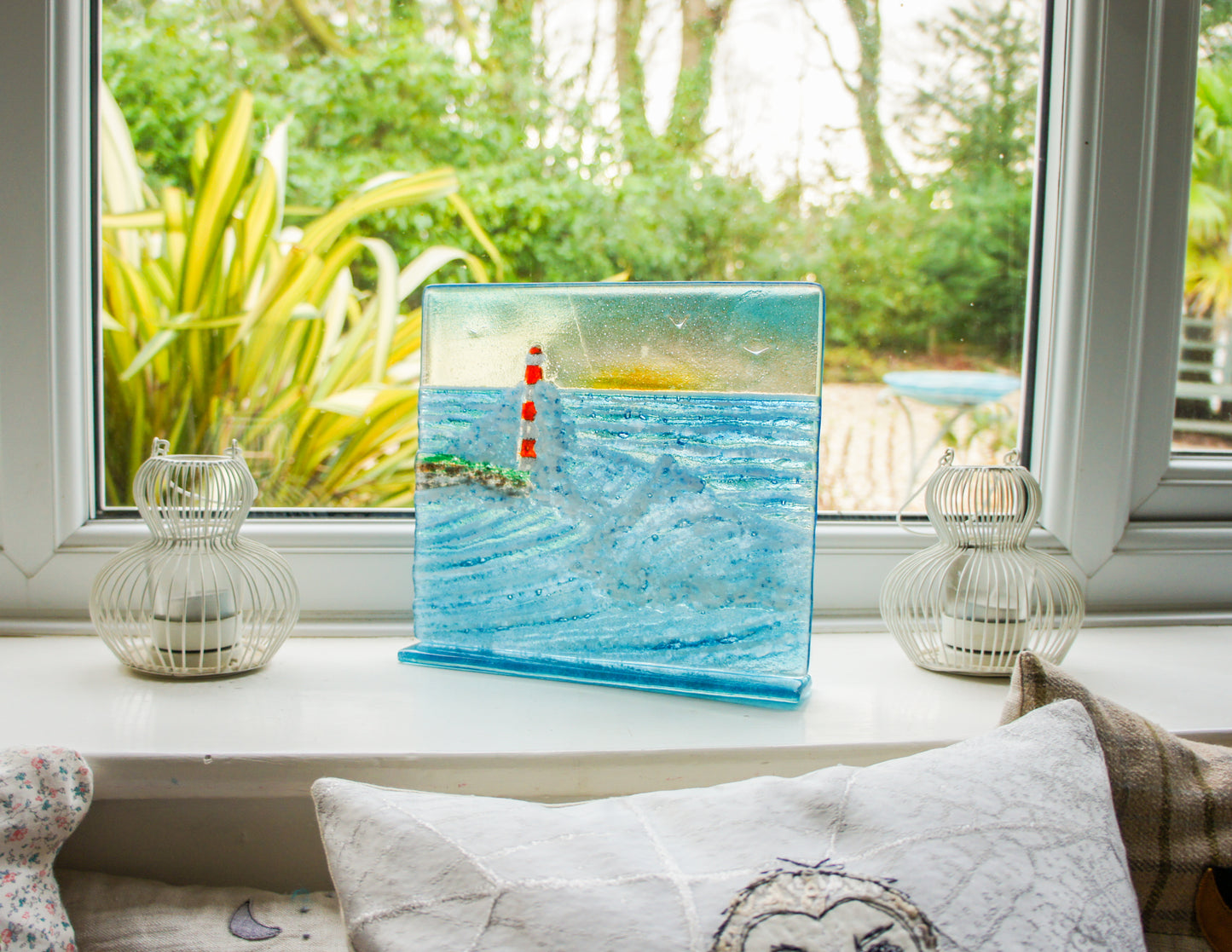 Lighthouse Wave Panel - Model 3 D3 - 22x20cm(8 1/2x7 3/4") on a foot