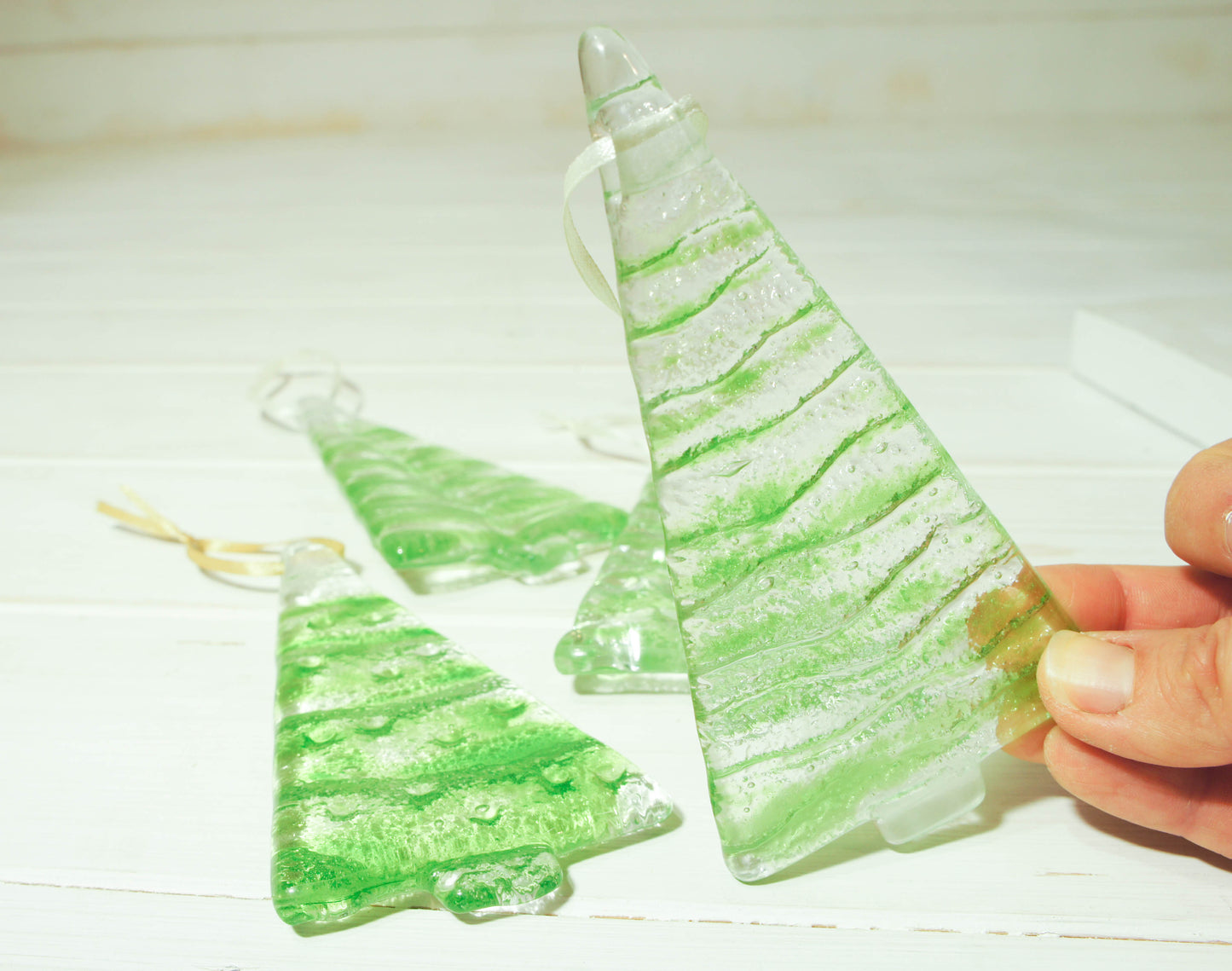 2 to 6 Medium Lime Green Glass Trees - Hanging - 12cm/3 3/4" - with ribbon and organza bag
