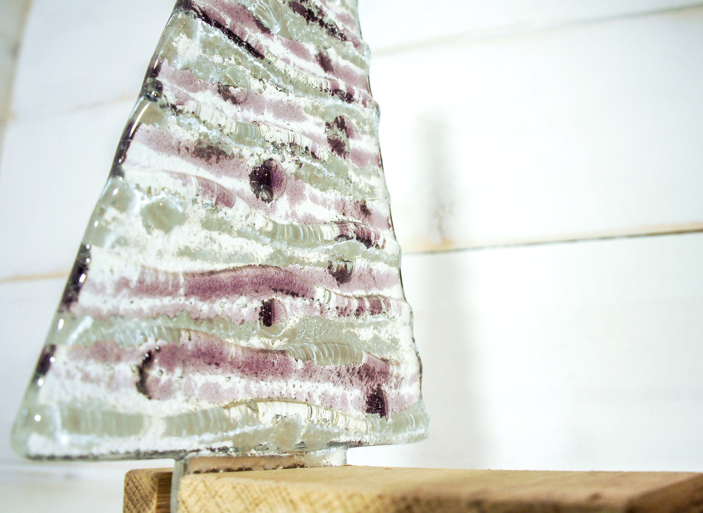 Large Purple&White Glass Free - Freestanding - 22cm/8 1/2" with wooden block