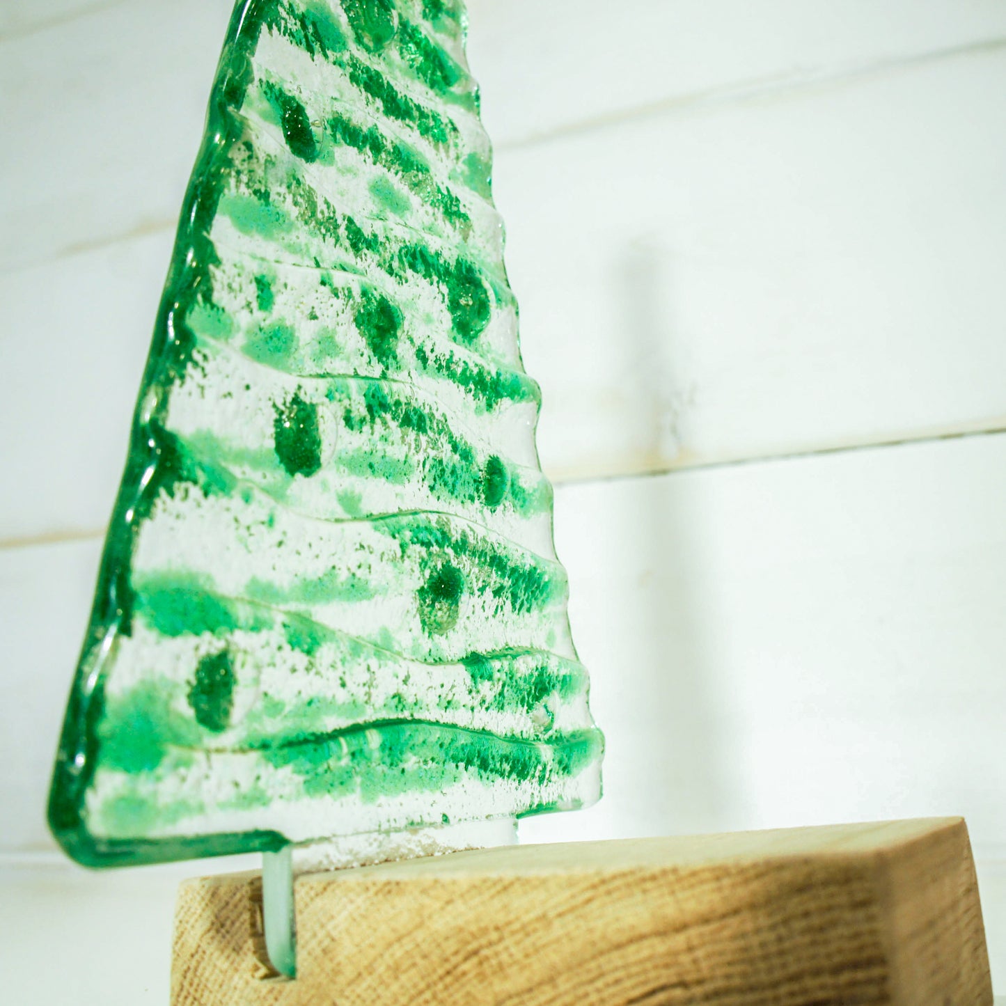 Large Green Glass Tree - 22cm(8 1/2") with wooden block