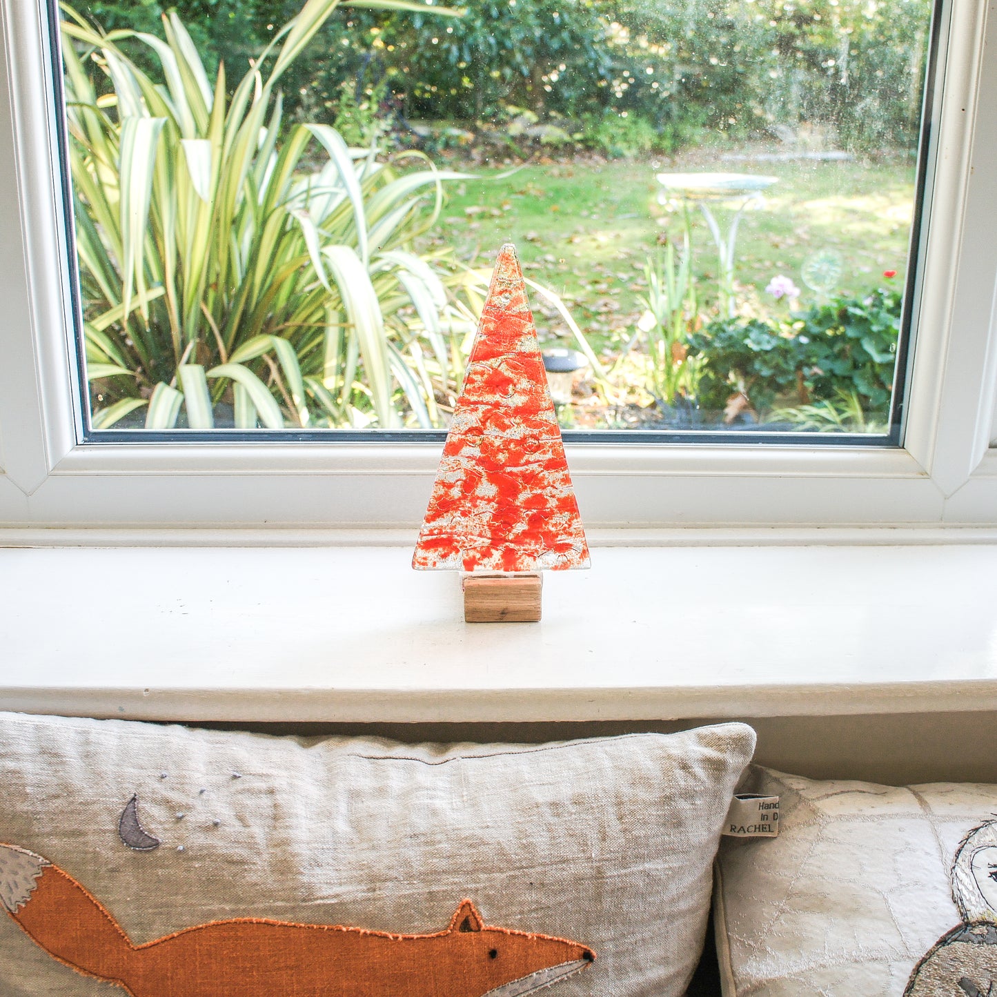 Large Red Glass Tree - Freestanding - 22cm/8 1/2" with wooden block