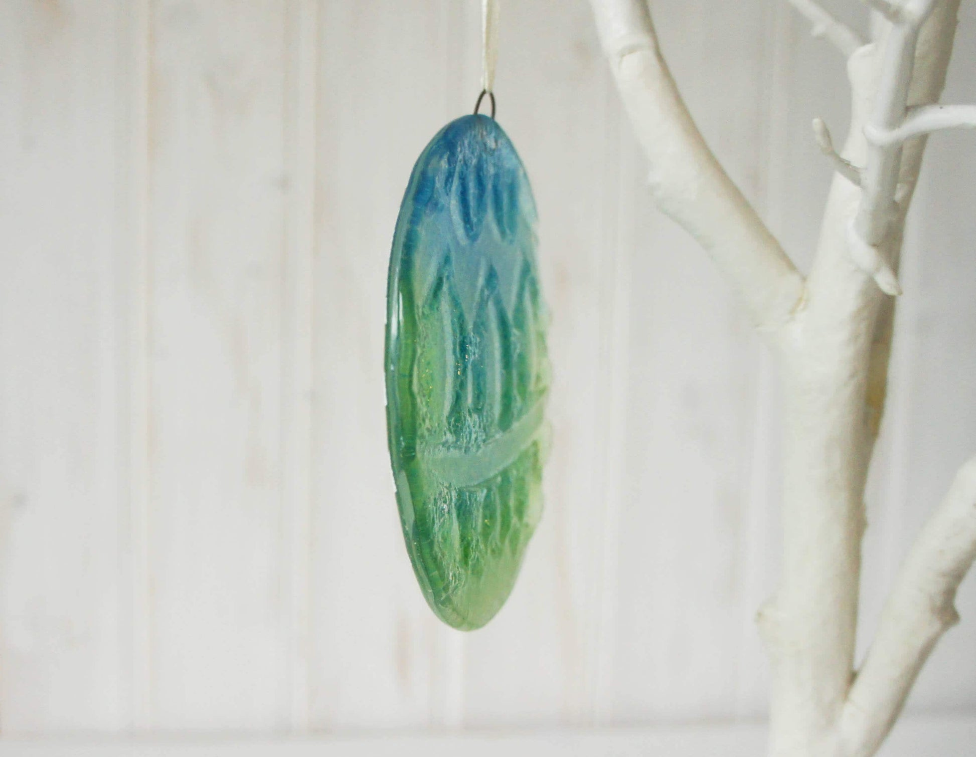 3 Bauble Glass Decoration-FREE UK SHIPPING-Gold/Turquoise/Red and White Christmas Decoration-12cm / 5" diameter