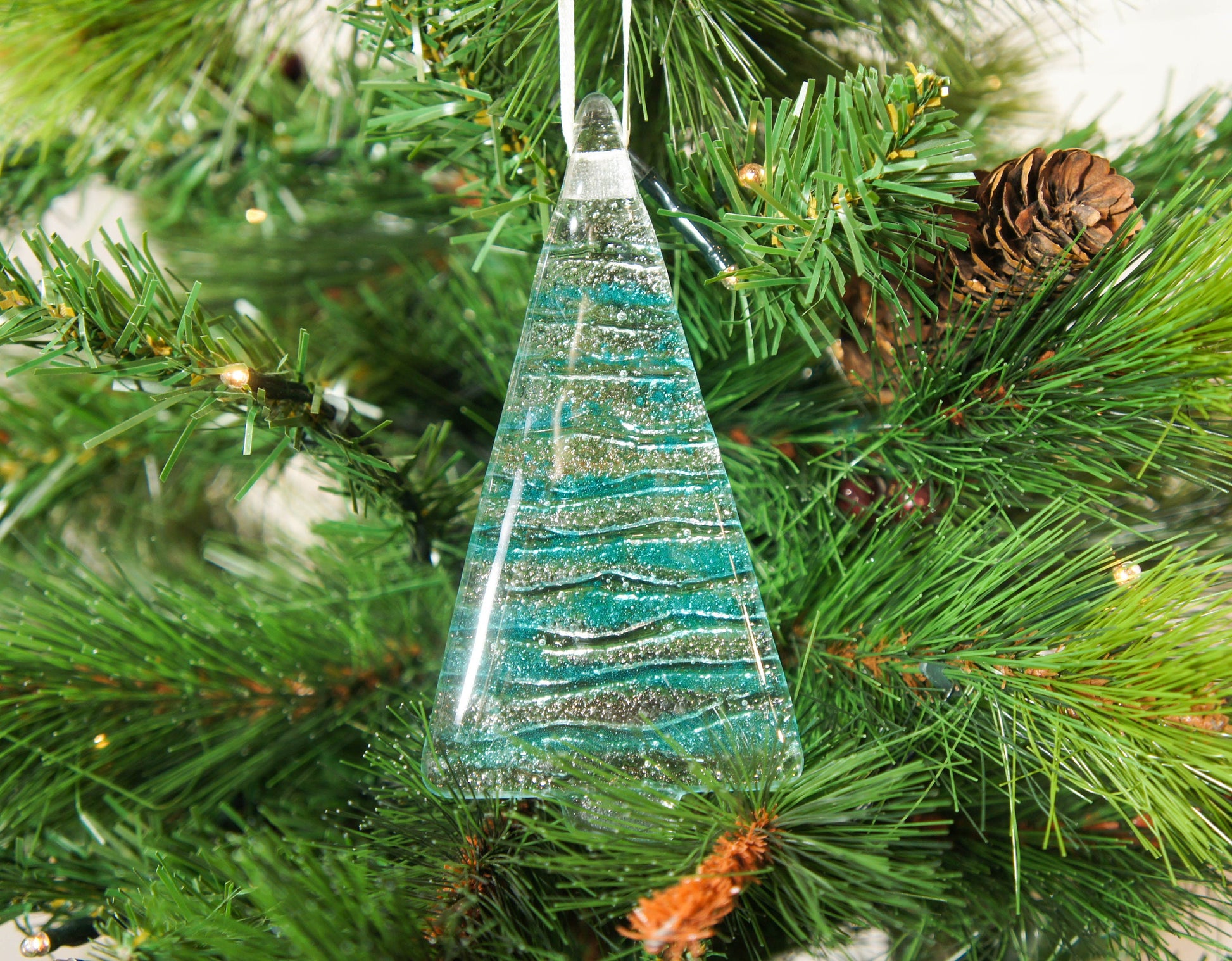 2 to 6 medium turquoise trees, teal hanging Christmas Decoration 12cm / 3 3/4" tall-glass tree Christmas decoration