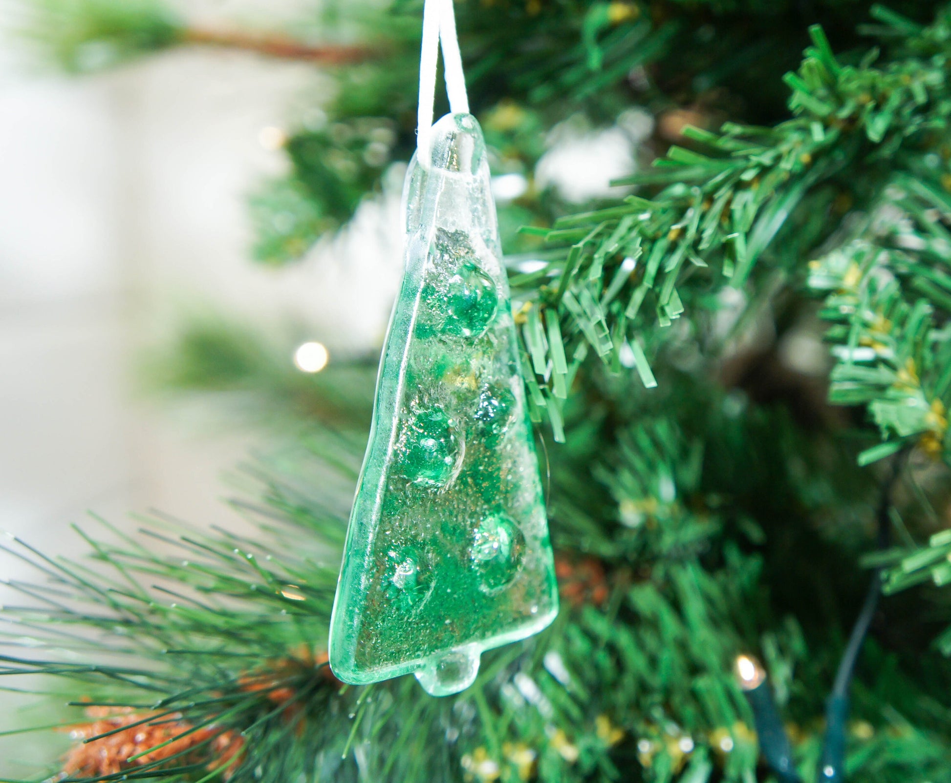 fused glass christmas decorations, glass christmas trees, glass christmas hanging decorations, glass christmas ornaments