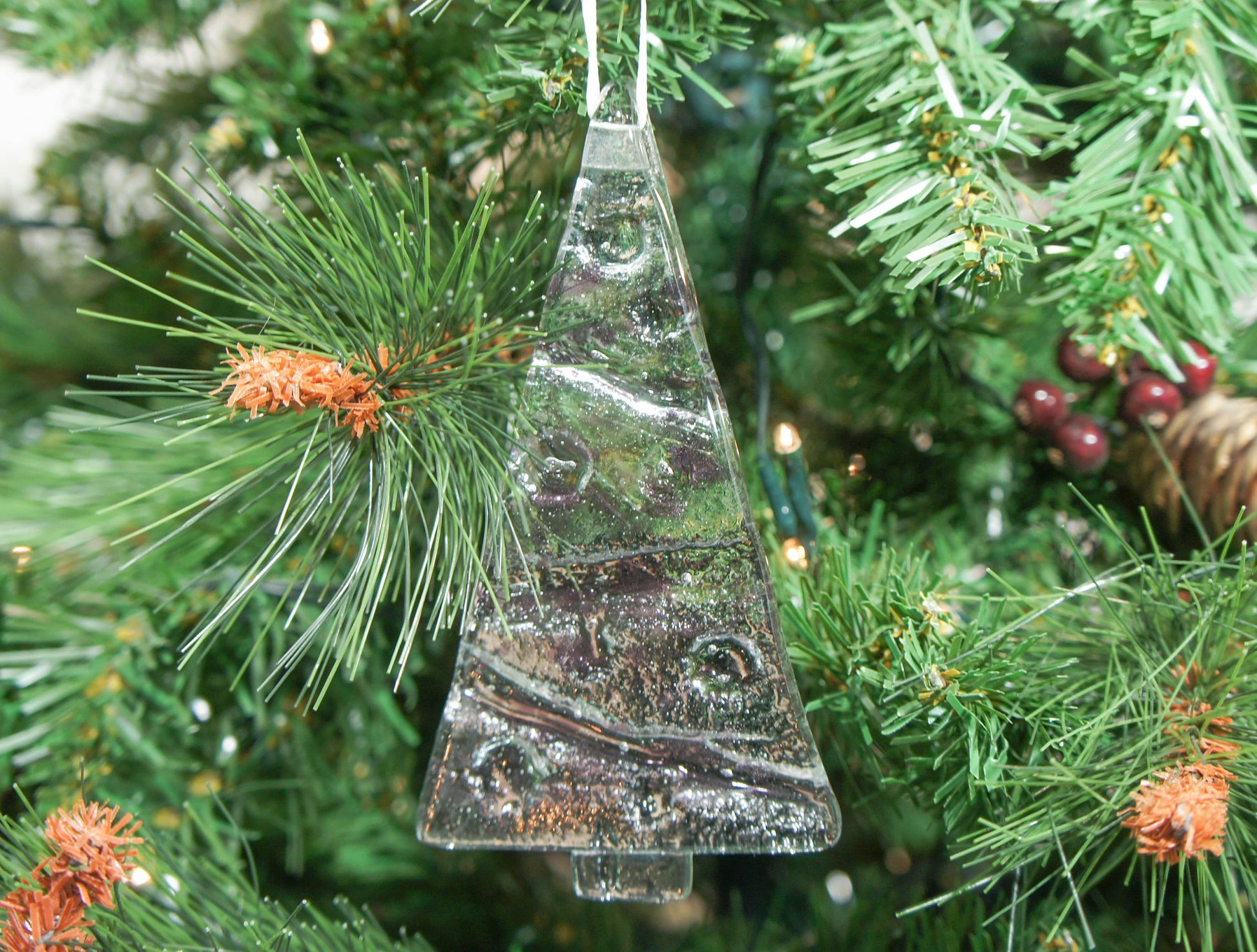 2 to 6 medium purple Christmas trees decorations, lilac Christmas hanging ornament 12cm / 3 3/4" tall-hanging glass tree Christmas tree