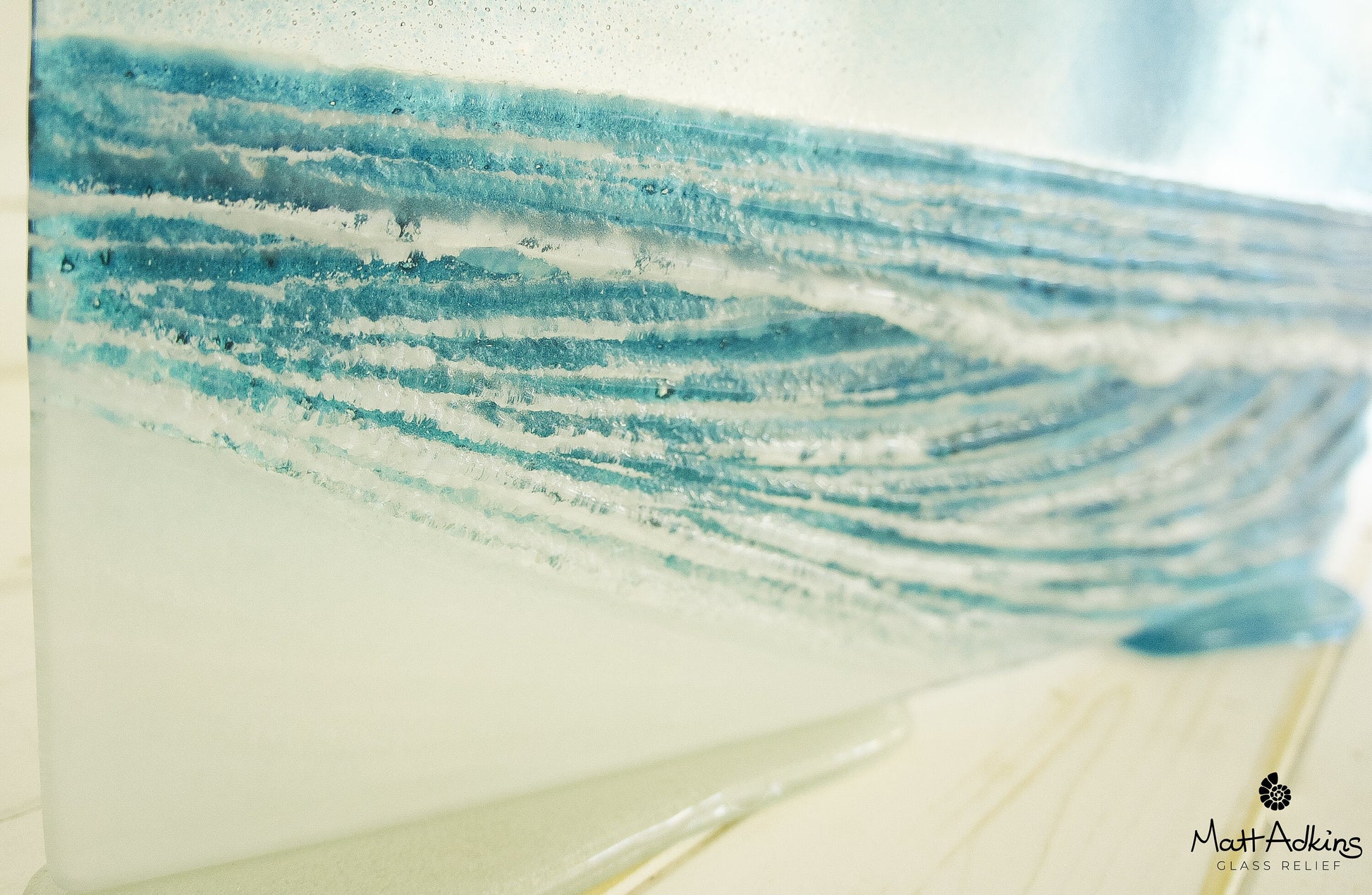 2 Wave Glass Art Stands 40x20cm(16x8") each, Wave Panels with and without Sun, Fused Glass Sea Art, Coastal Art, Ocean Glass Art Sculpture
