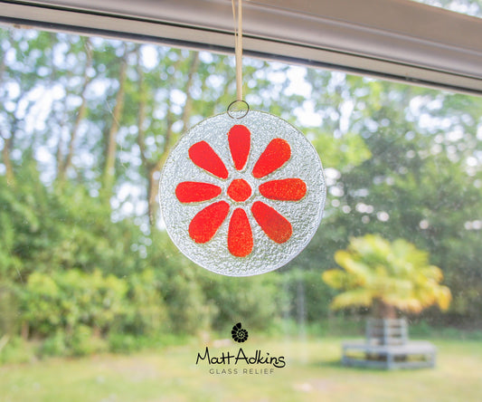 Red Daisy Glass Suncatcher 12cm(5"), Red Flower Fused Glass Hanging ornament, sunflower sun catcher, sea glass art, teenage girl gift