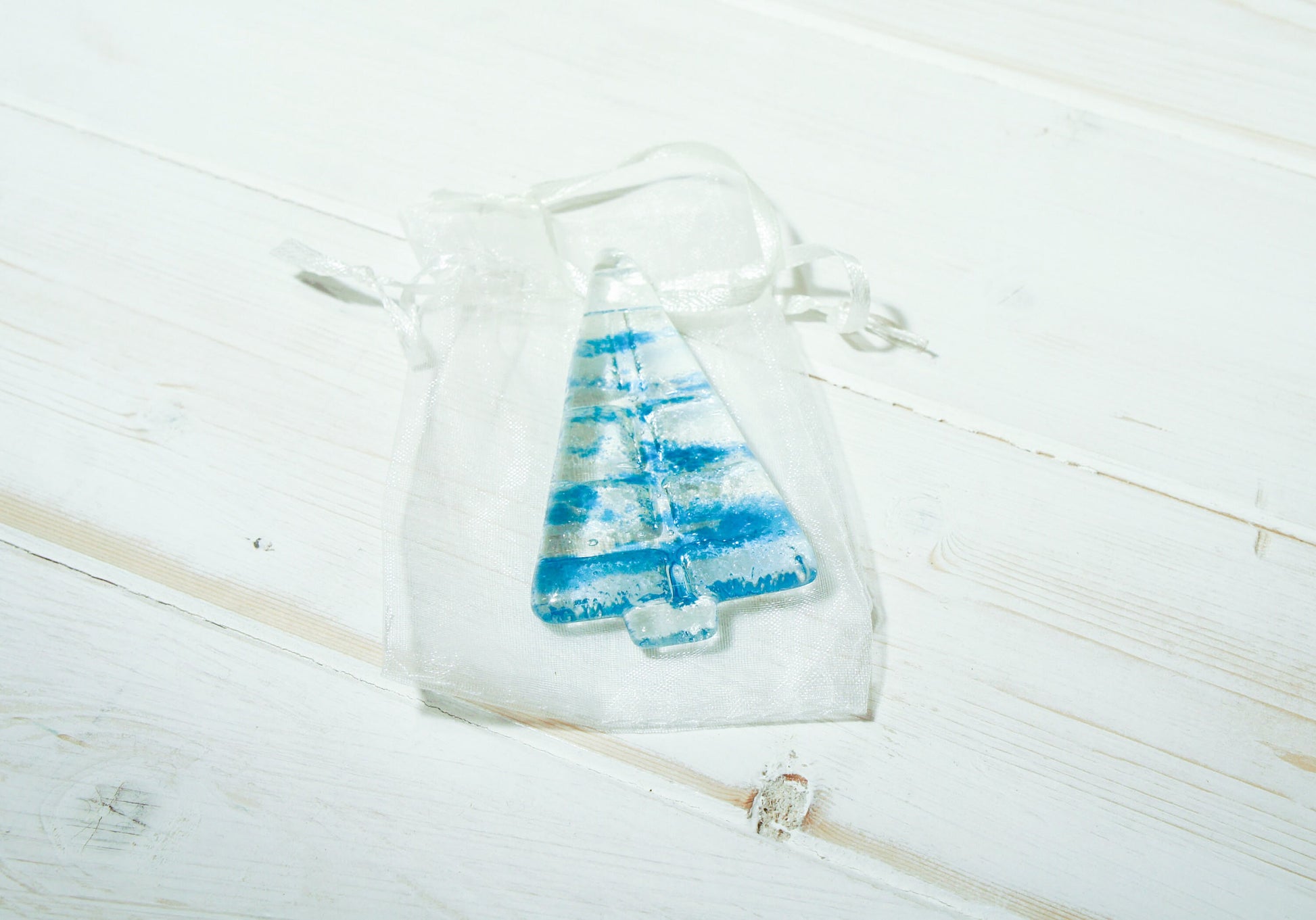 fused glass christmas decorations, glass christmas trees, glass christmas hanging decorations, glass christmas ornaments