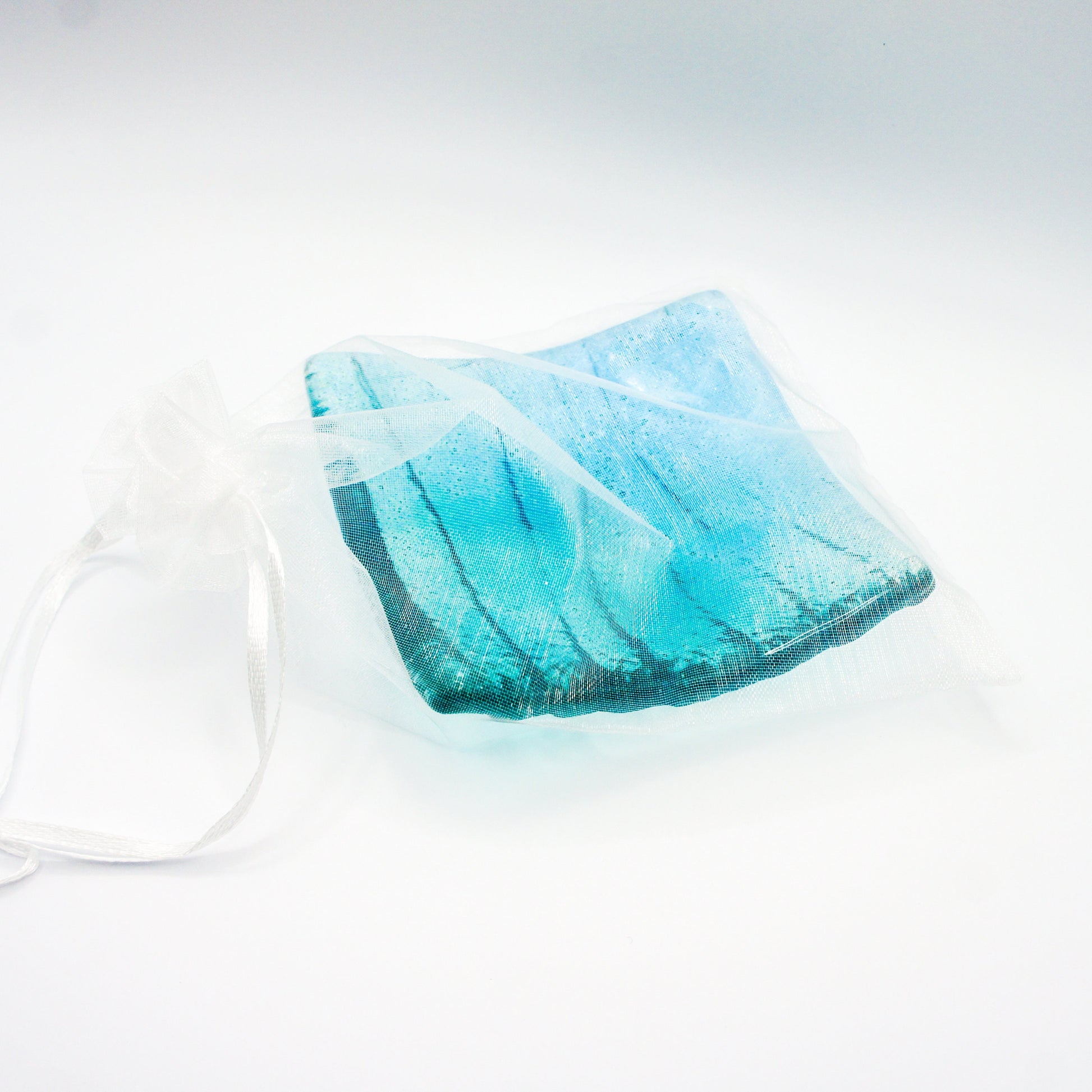 bathroom decor, fused glass trinket, ring dish, handmade dish, teal dish, seabed dish, ring holder, turquoise dish, coastal dish