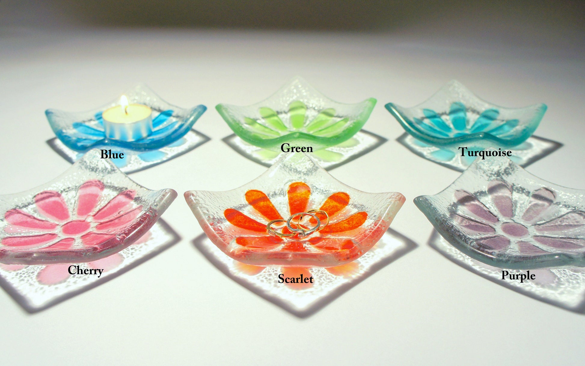 flower daisy ring glass dish, dish, heart trinket, jewelry dish, daisy, candle holder