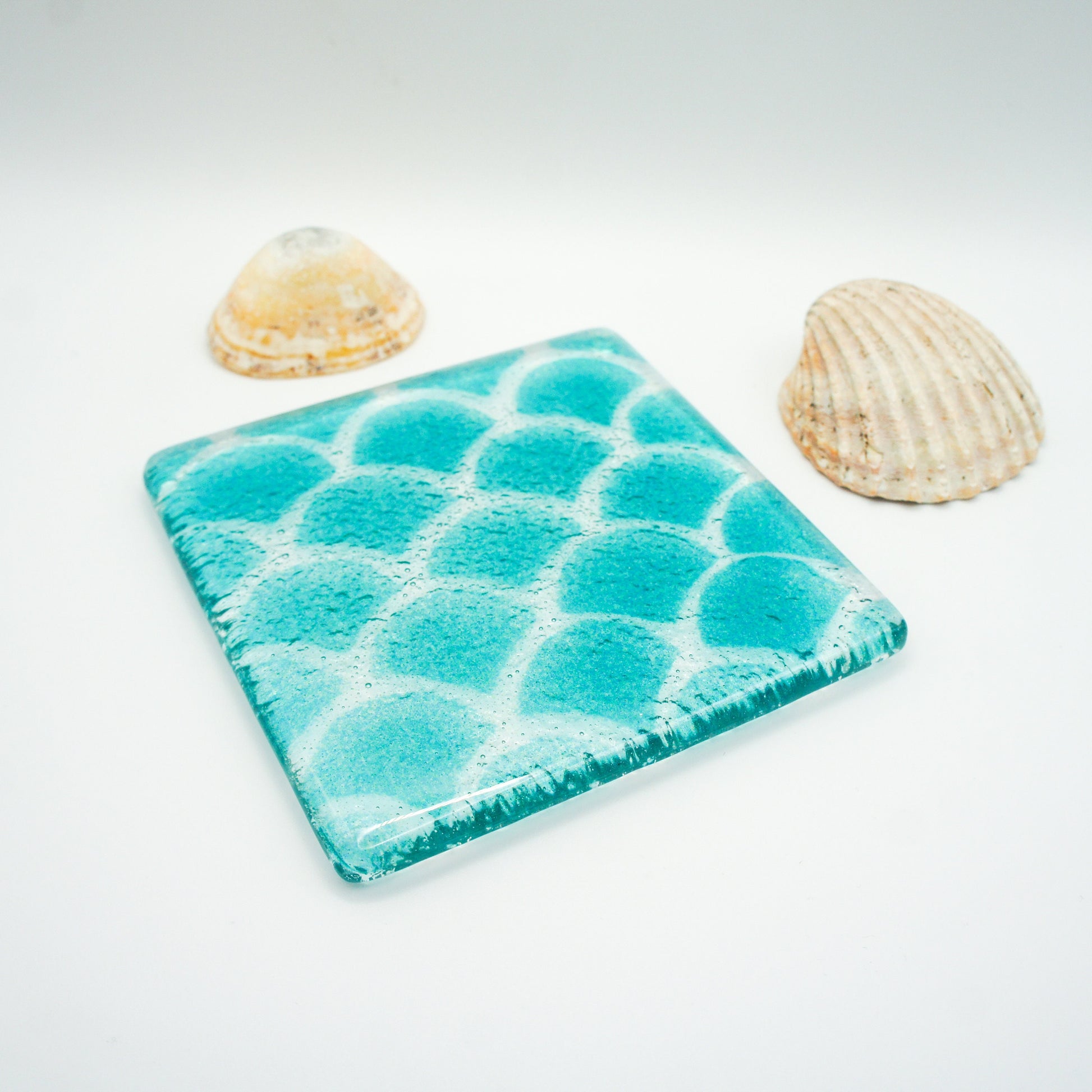 set of 4 Fishscale Fused Glass Coasters, coaster with japanese pattern 10cm(4"), house warming gifts, tile coaster, handmade coaster, gifts