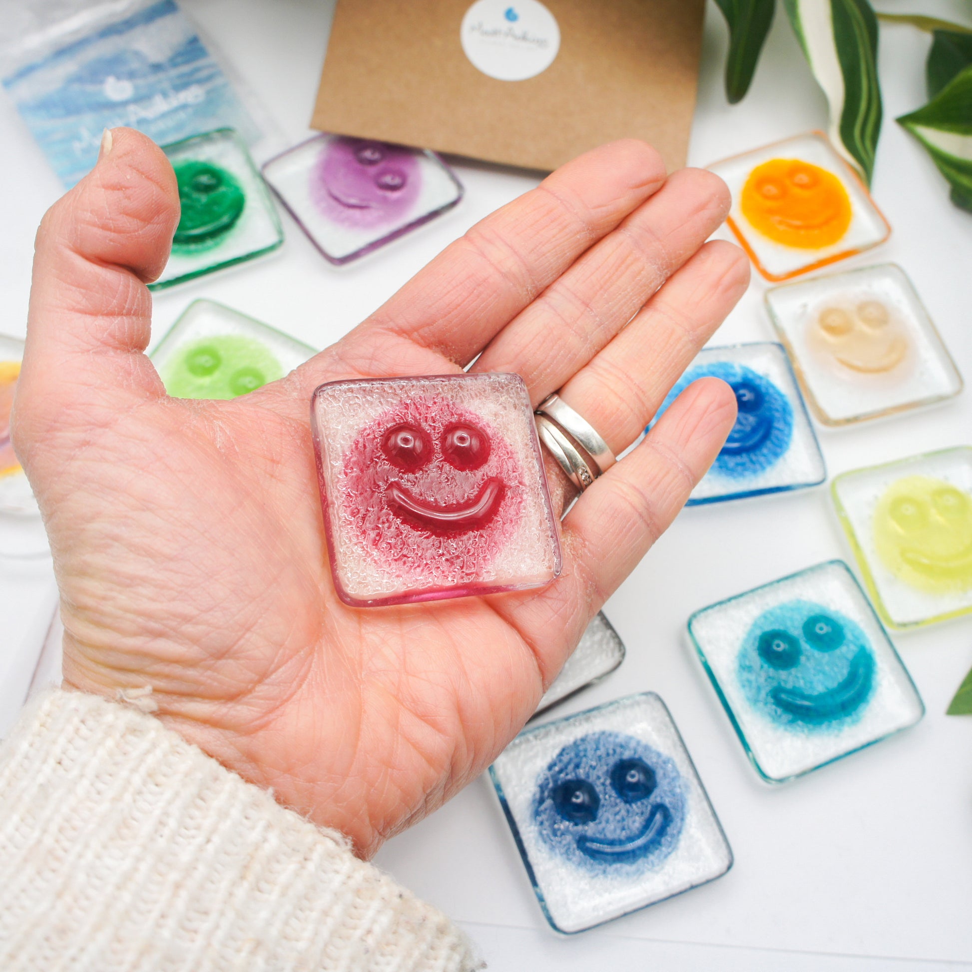 thinking of you gift mental health gift miss you worry stone glass art Fused Glass Pocket Hug Smiley Face Emoji Icon cheap gifts friendship gift gift under 5 letterbox gift