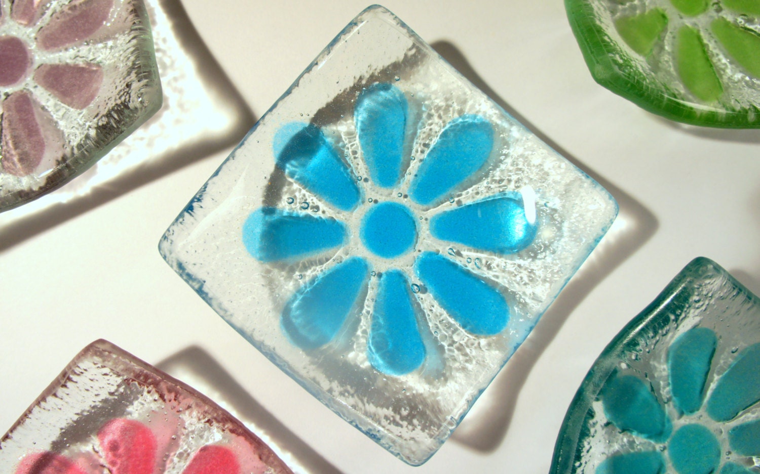flower daisy ring glass dish, dish, heart trinket, jewelry dish, daisy, candle holder