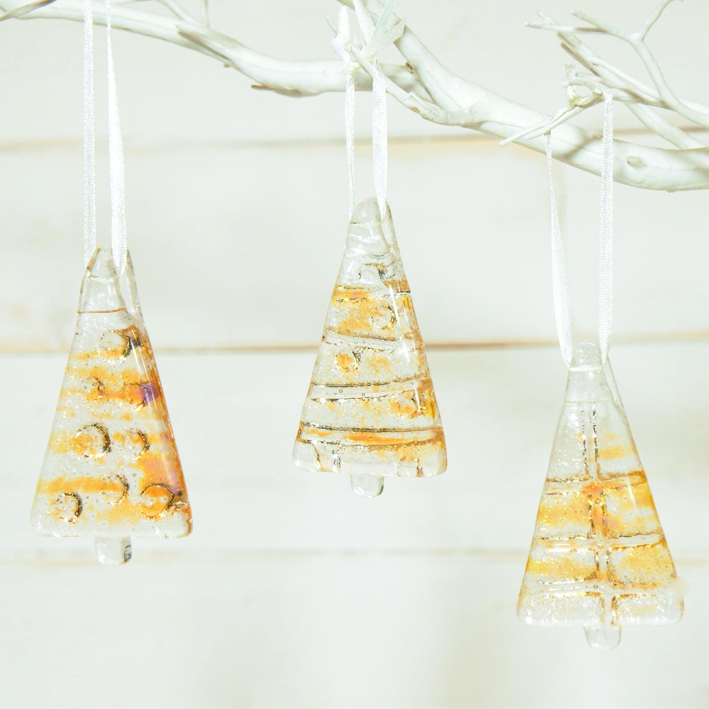 3 to 6 Mini amber gold glass Christmas trees 8x4.5cm (3x1 1/2"), seaglass Christmas tree decoration, hanging tree with ribbon & organza bag