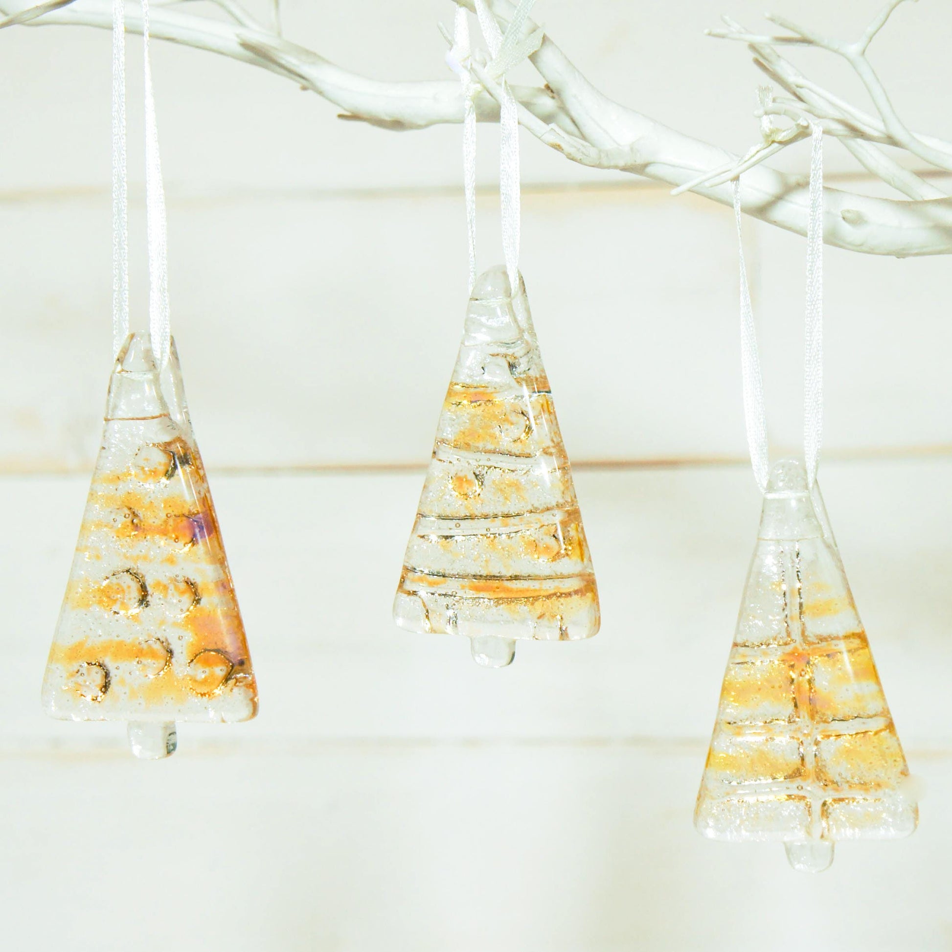 3 to 6 Mini amber gold glass Christmas trees 8x4.5cm (3x1 1/2"), seaglass Christmas tree decoration, hanging tree with ribbon & organza bag
