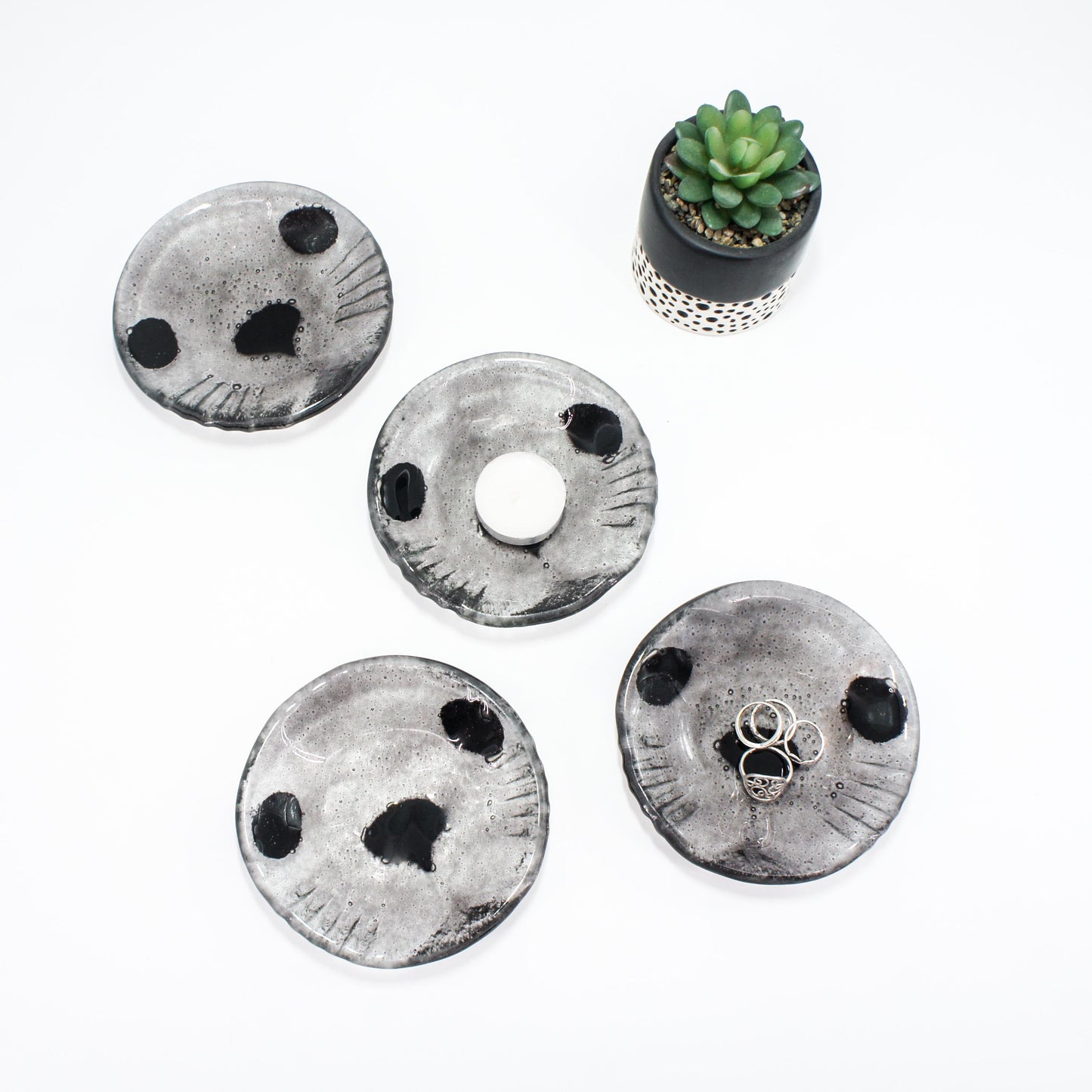 Seal Glass Trinket Dish 12.5cm(5"), fused glass ring holder, ring dish, jewelry bowl, earring holder, tea light gift for her, seal gift