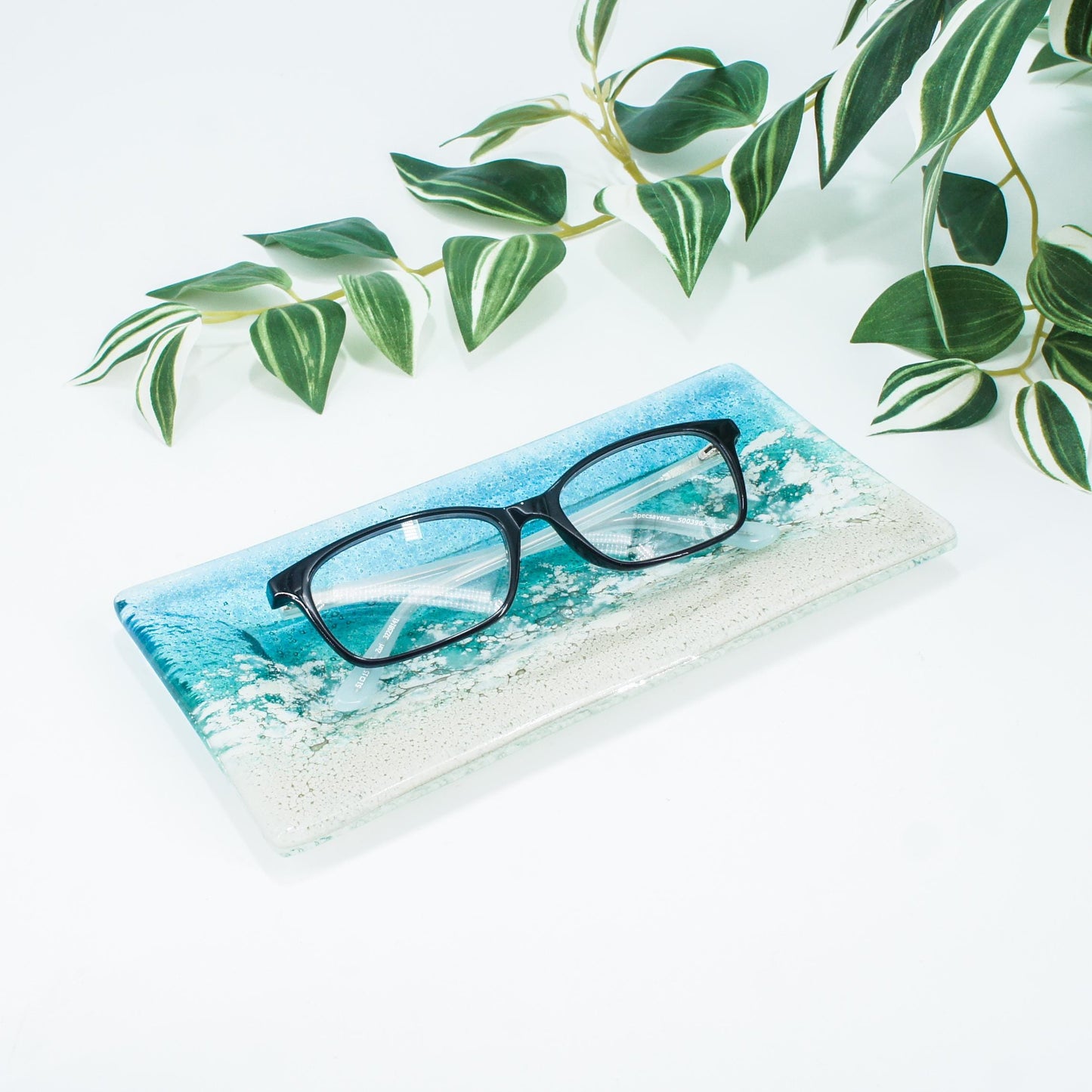 blue glasses holder
teal trinket dish
coastal ring tray
green ring holder
beach pen holder
key bowl rest
gift pen holider
gift for him
teal ring dish
office accessory