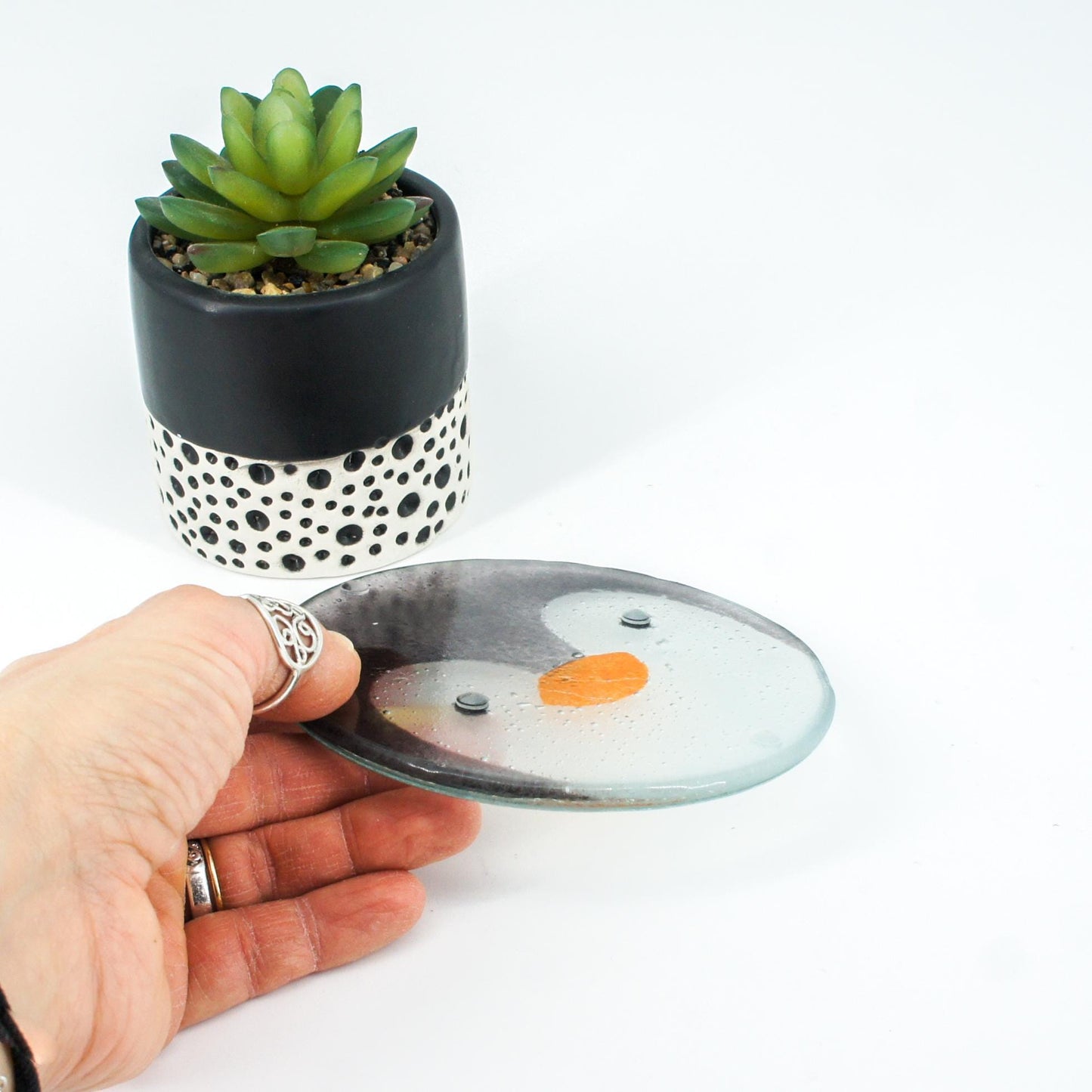 1 penguin face round fused glass coaster, 1 Penguin Fused Glass Coaster 11cm(4 1/3"), penguin face round coaster, sea glass art, single coaster, bird gift, handmade glass