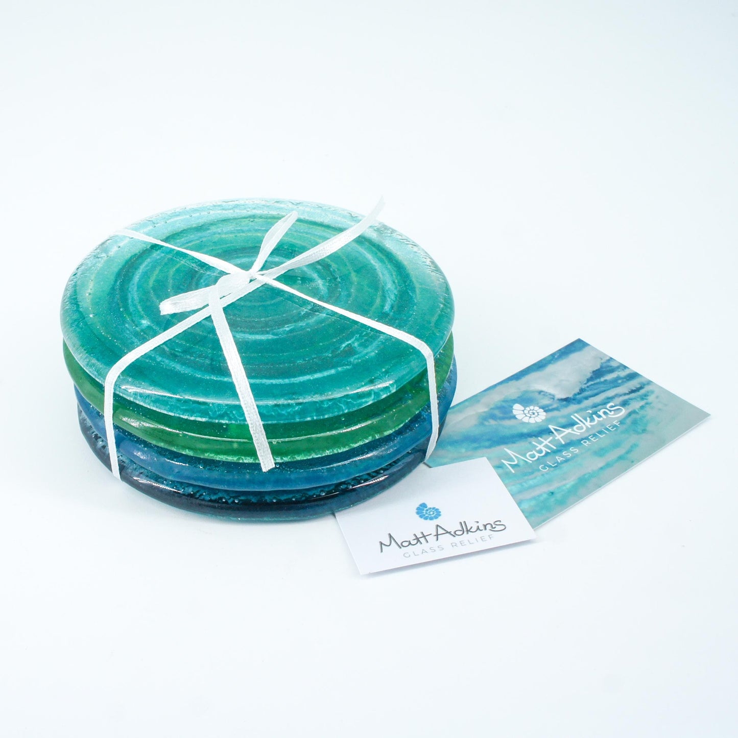 round fused glass coasters
coaster set
wine lovers gift
gift set
personalised coaster
wedding present
desk decor
new home gift
coffee table decor
flower coaster
drinkware daisy
glass placemats
housewarming gift