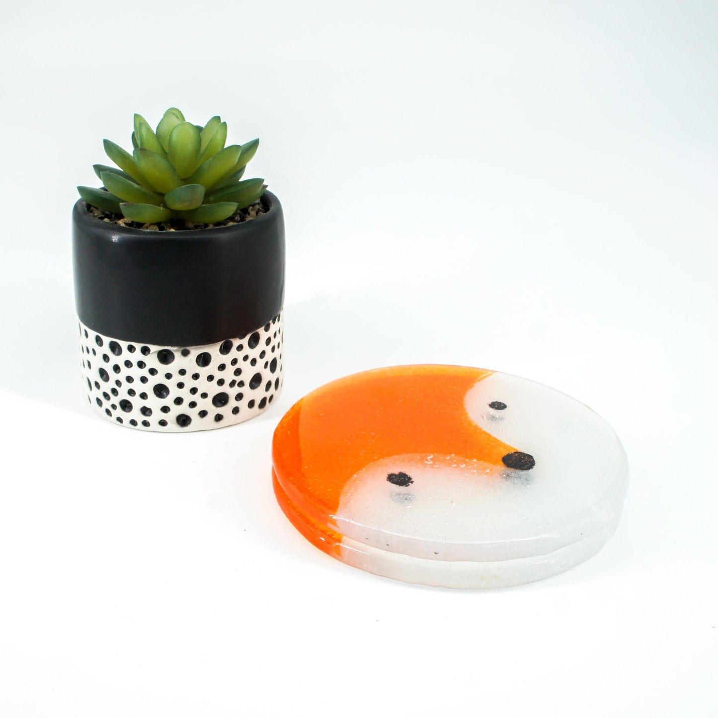 set of 2 round fox face fused glass coasters with white ribbon, Set of 2 Fox Fused Glass Round Coasters 11cm(4 1/3"), fox round coaster orange & white, sea glass art, fox coaster