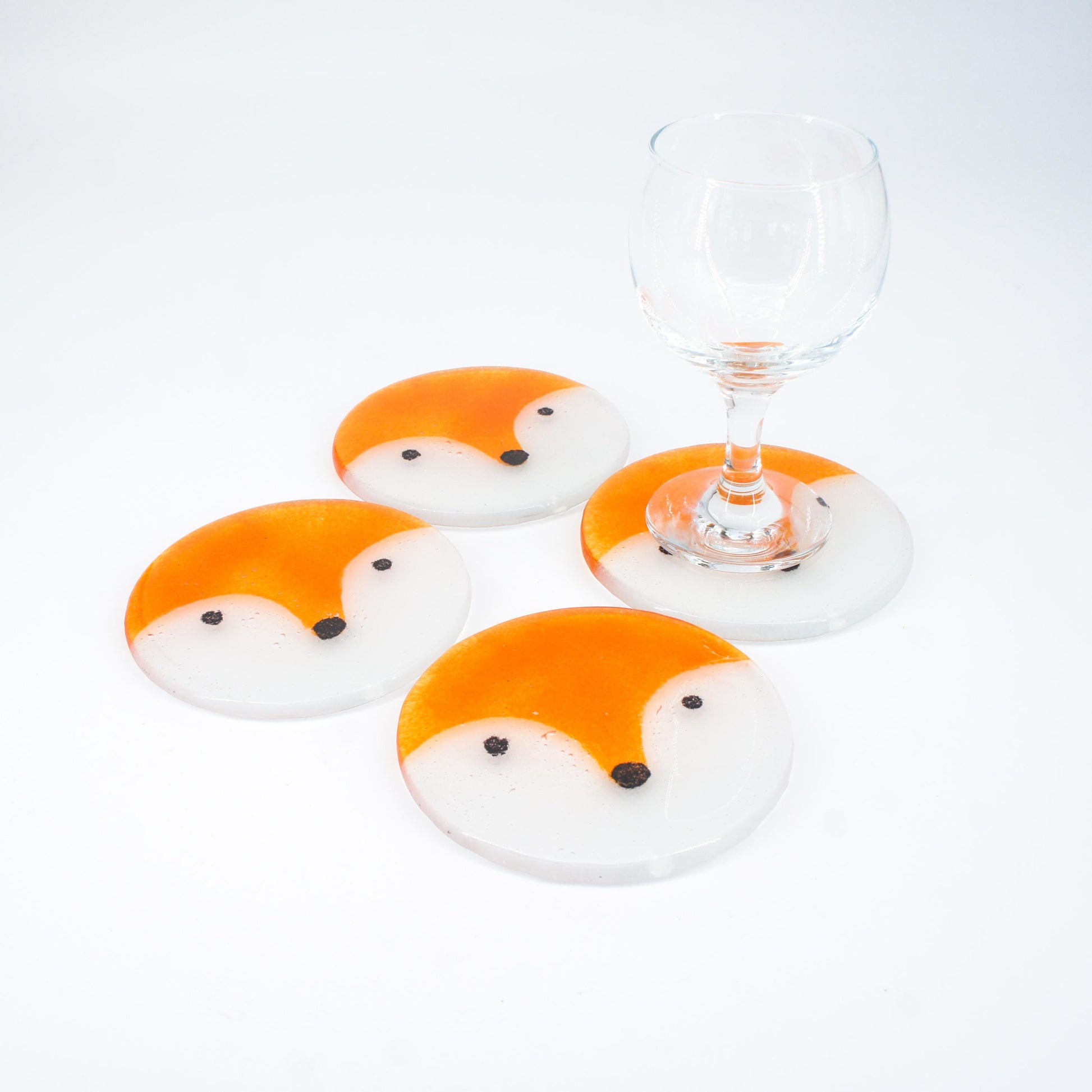 set of 4 animal round fused glass coasters with robin, seal, fox, penguin, polar bear 11cm with bumpers, white ribbon, gift note