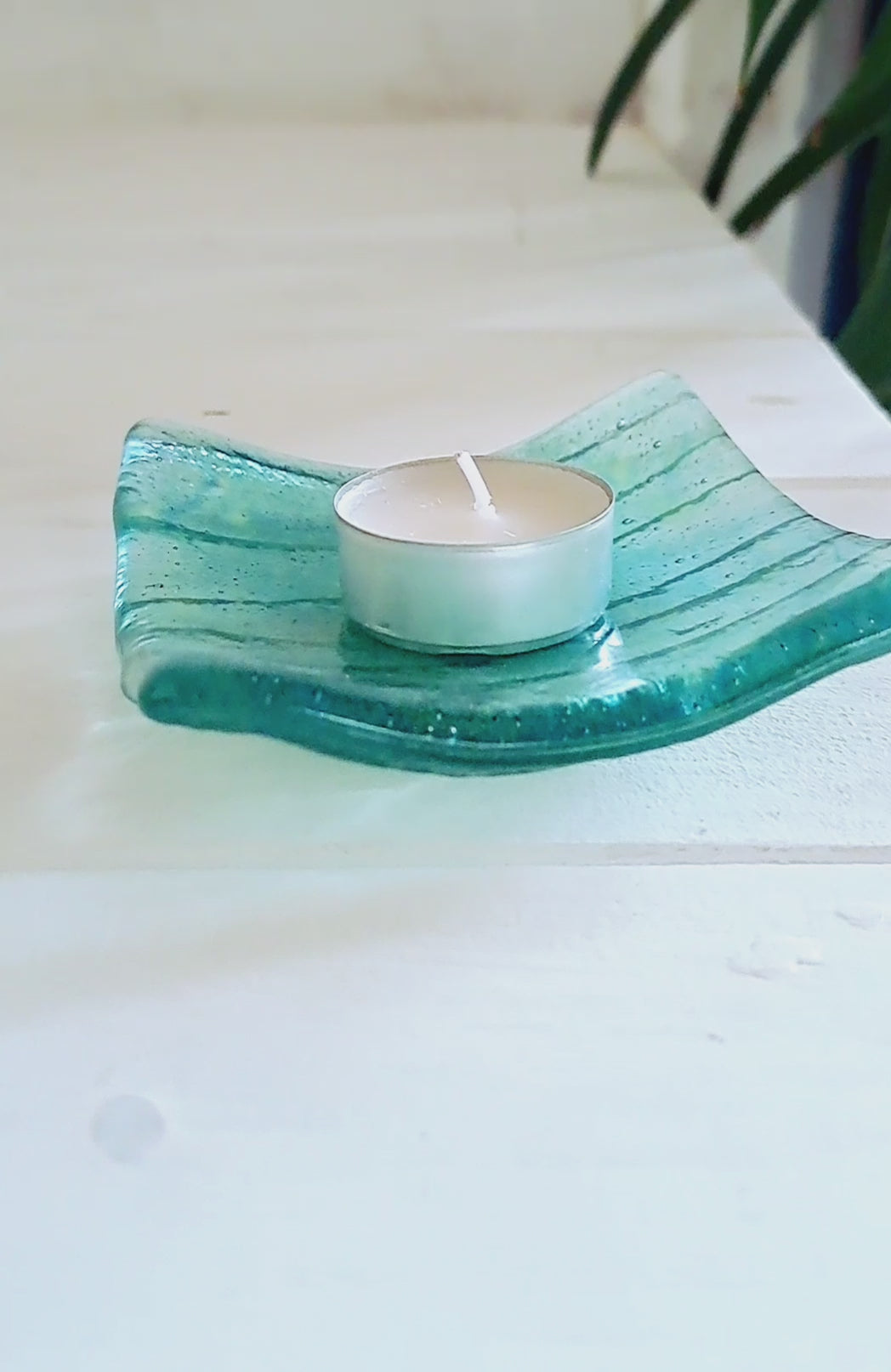 Turquoise Seabed Glass Dish 10cm(4")