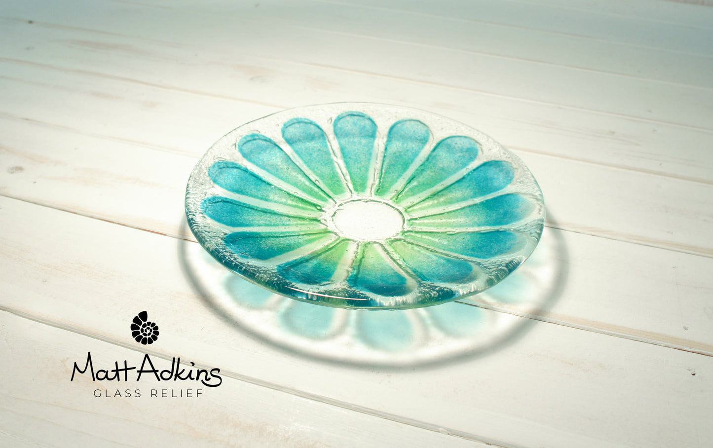 flower daisy glass bowl green blue