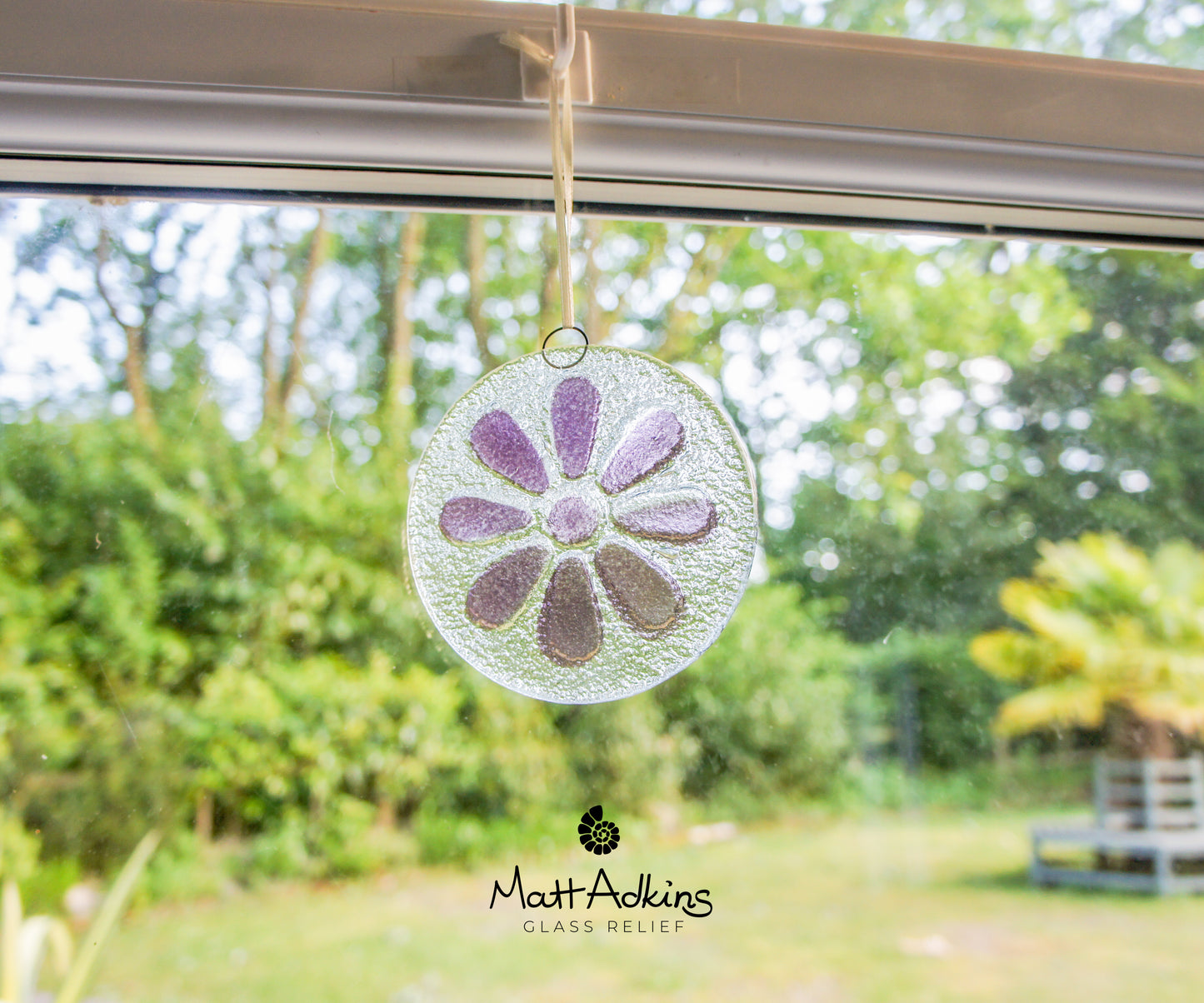 Purple Daisy Glass Hanging Suncatcher - 12cm(5")