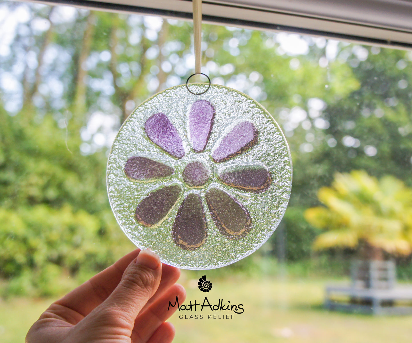 Purple Daisy Glass Hanging Suncatcher - 12cm(5")
