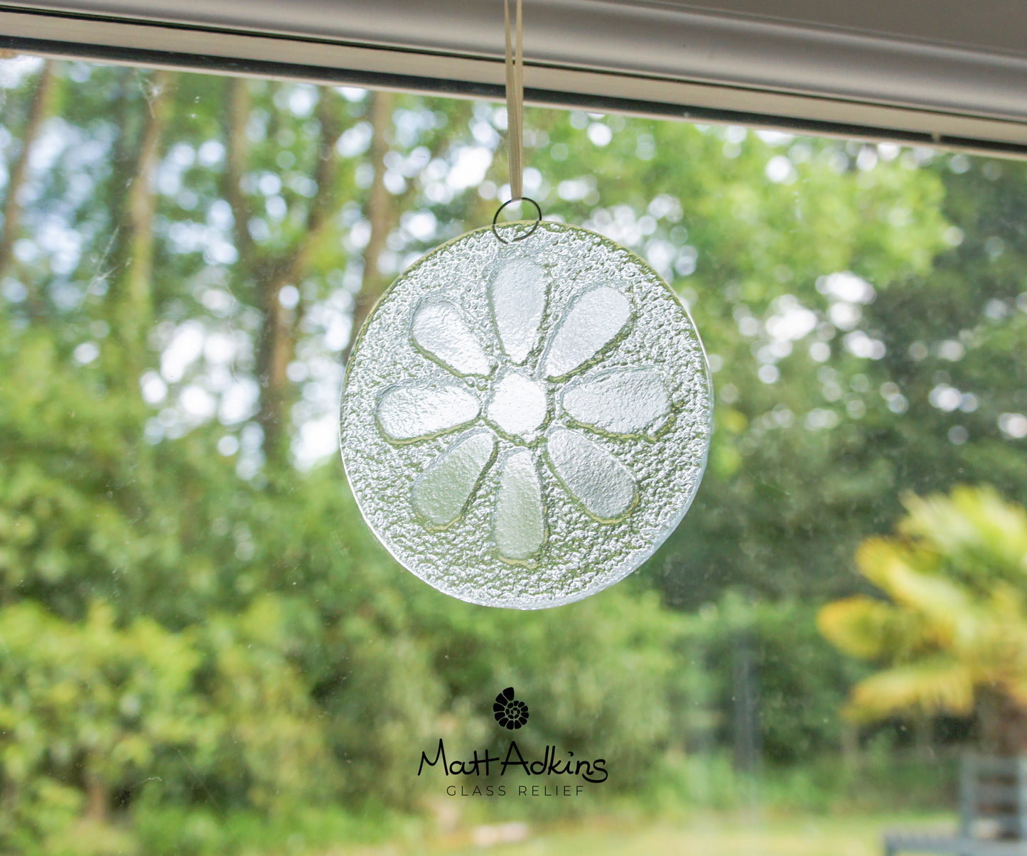 Clear Daisy Fused Glass Suncatcher - 12cm(5")