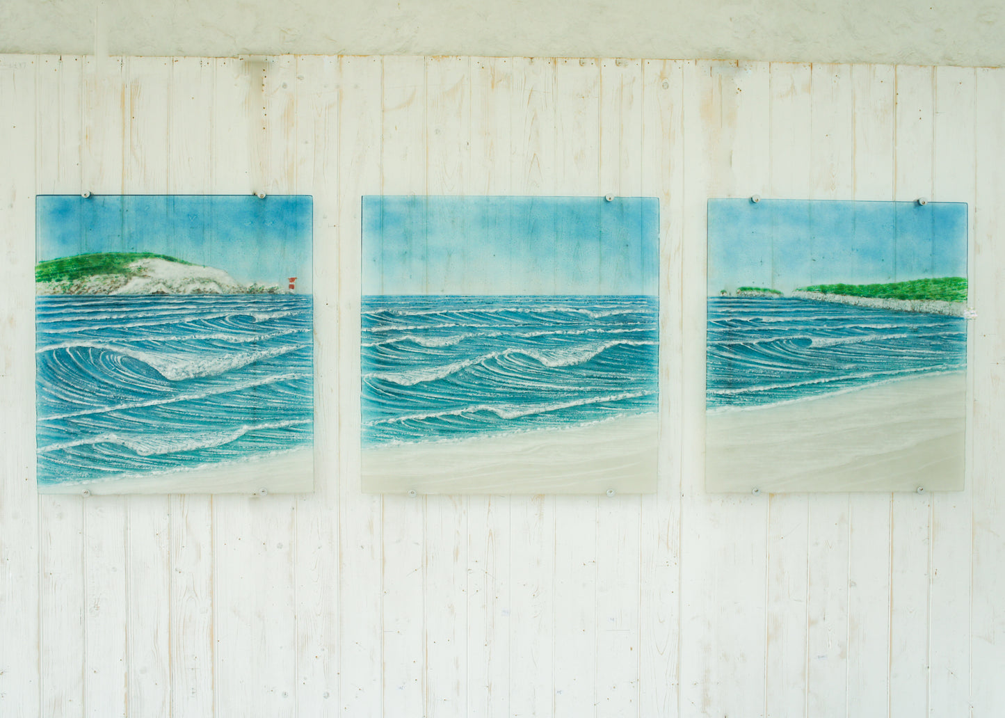 Isle of Wight/Old Harry's Rock Triptych Wave Wall Panels - Left&Right 55x60cm (22x24")/Middle 60x60cm (24x24") with 10 fixings