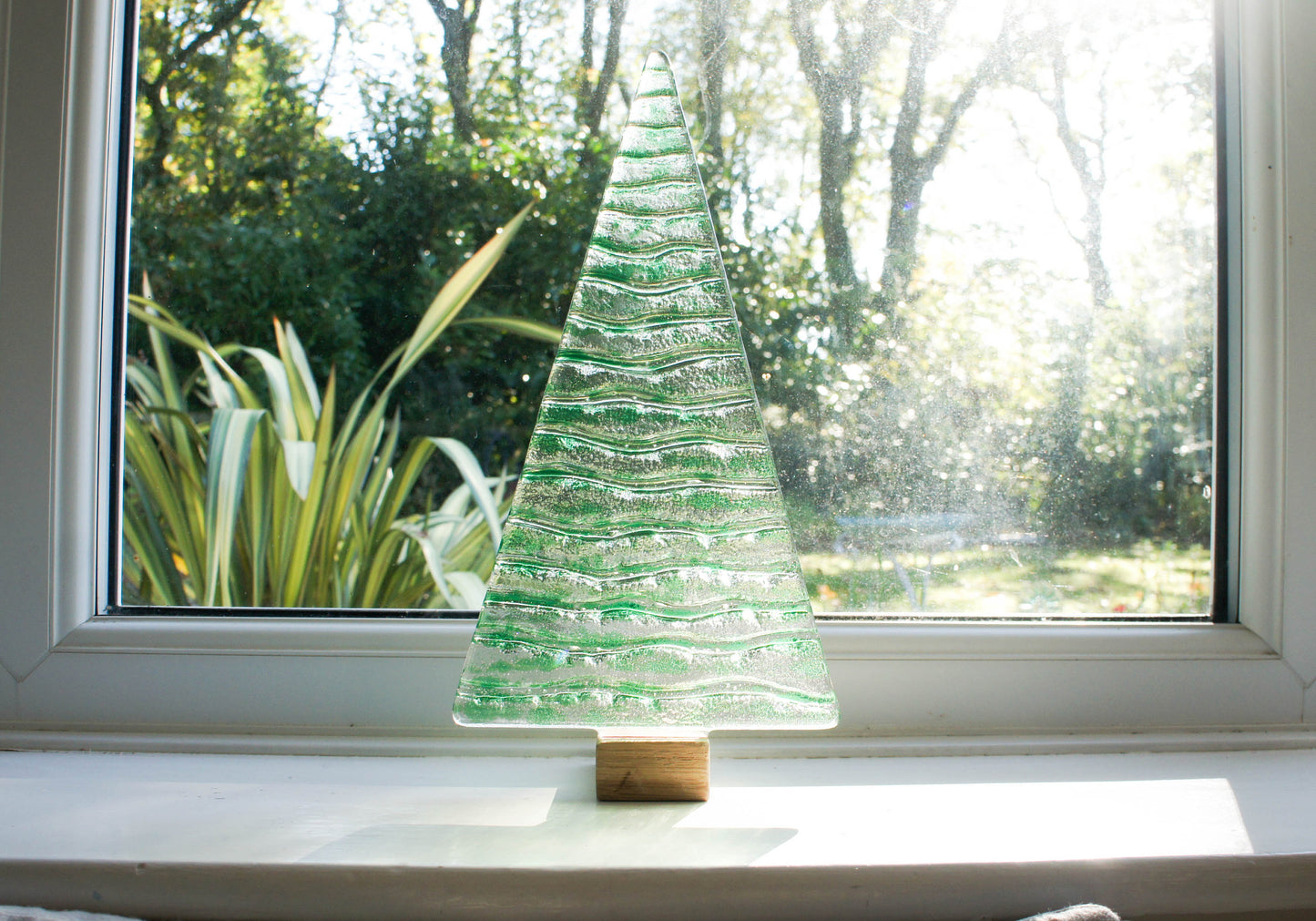 XL Green Glass Tree - Freestanding - 32cm/12 1/2" with wooden block