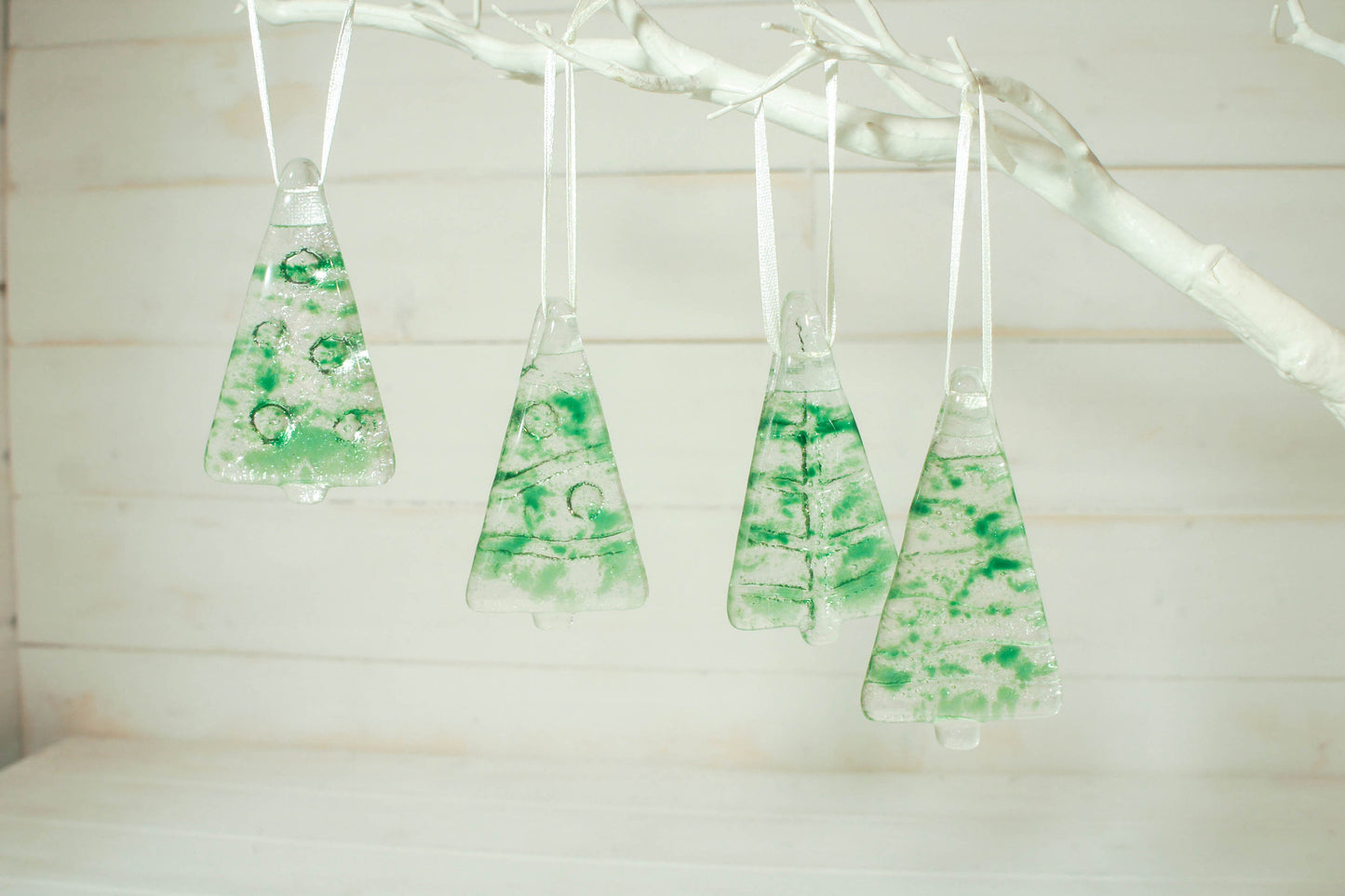 4 Mini Glass Tree - Hanging - Choose your colours - 8cm(3")
