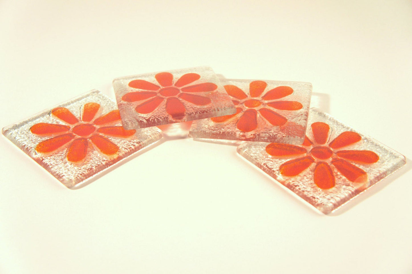 4 Daisy Red Coasters